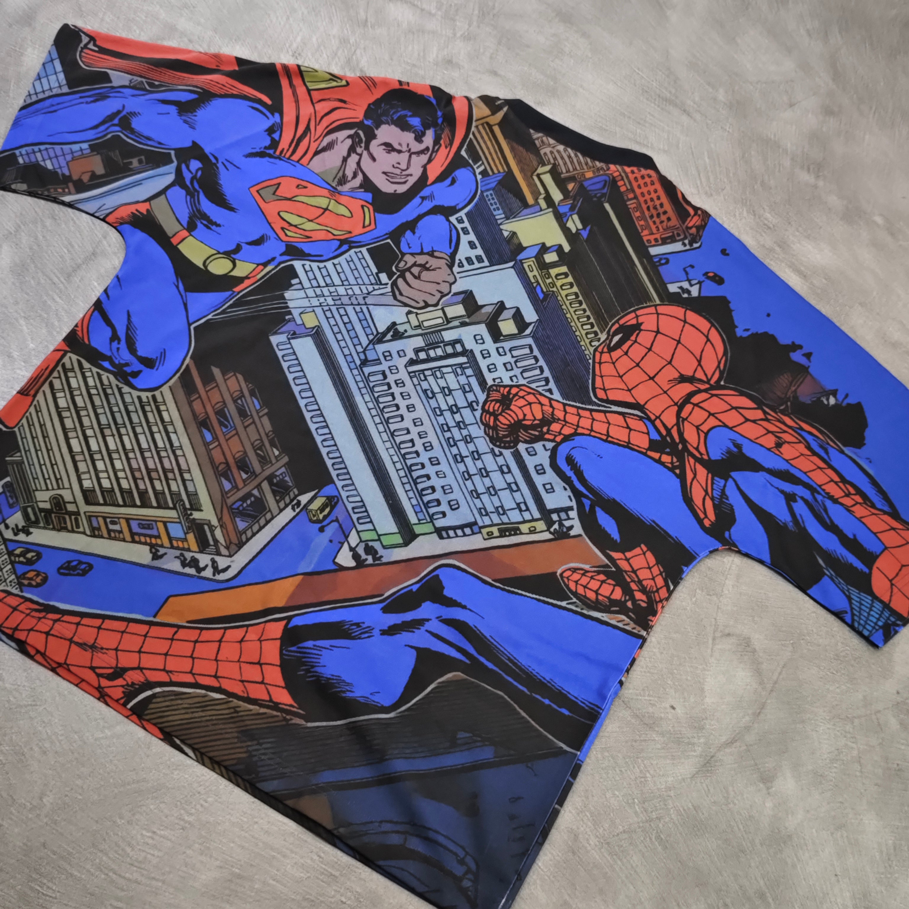MEGALORE SUPERMAN SPIDERMAN TEE